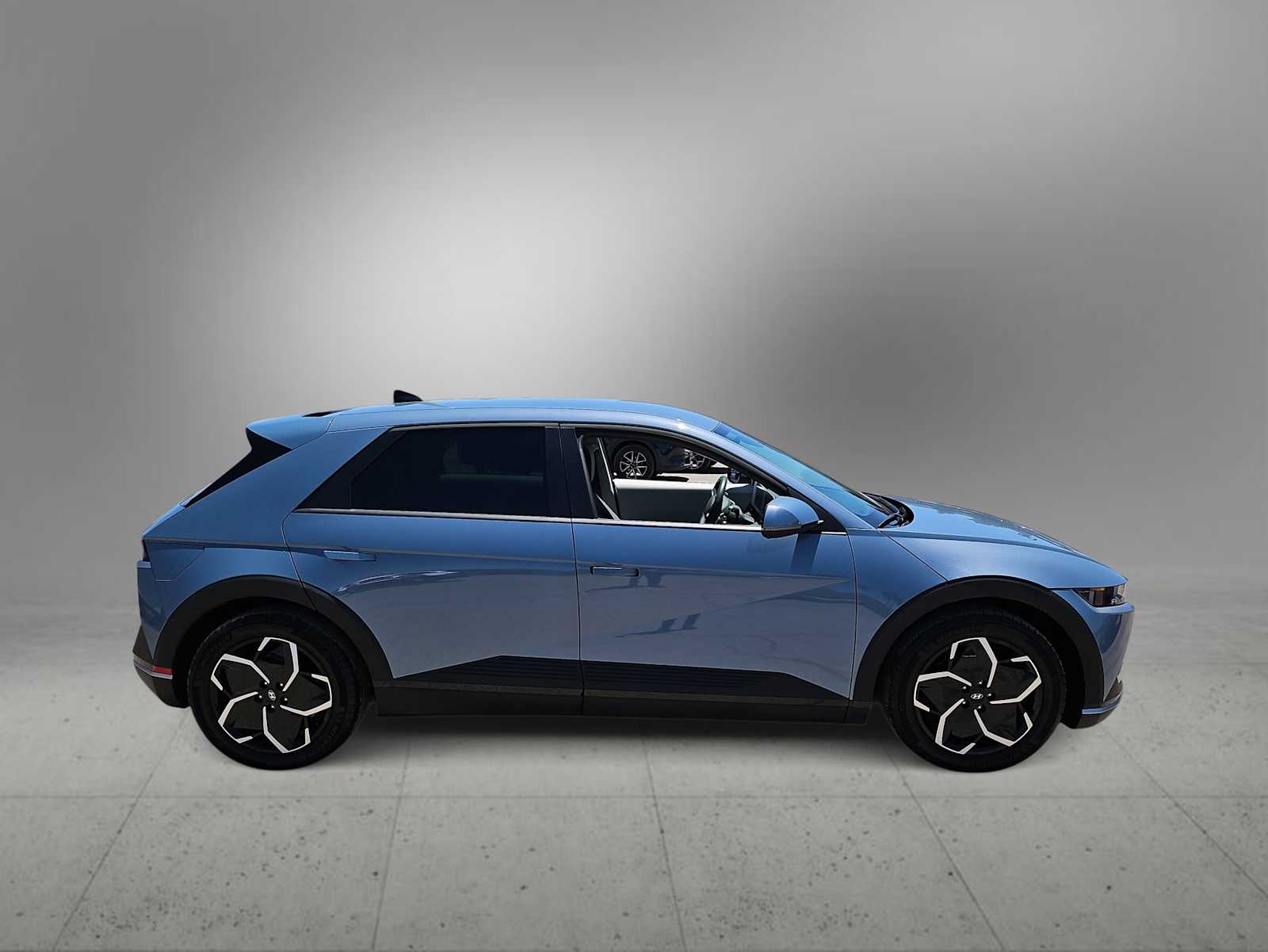 Thumbnail: 2024 Hyundai Ioniq 5 - 9