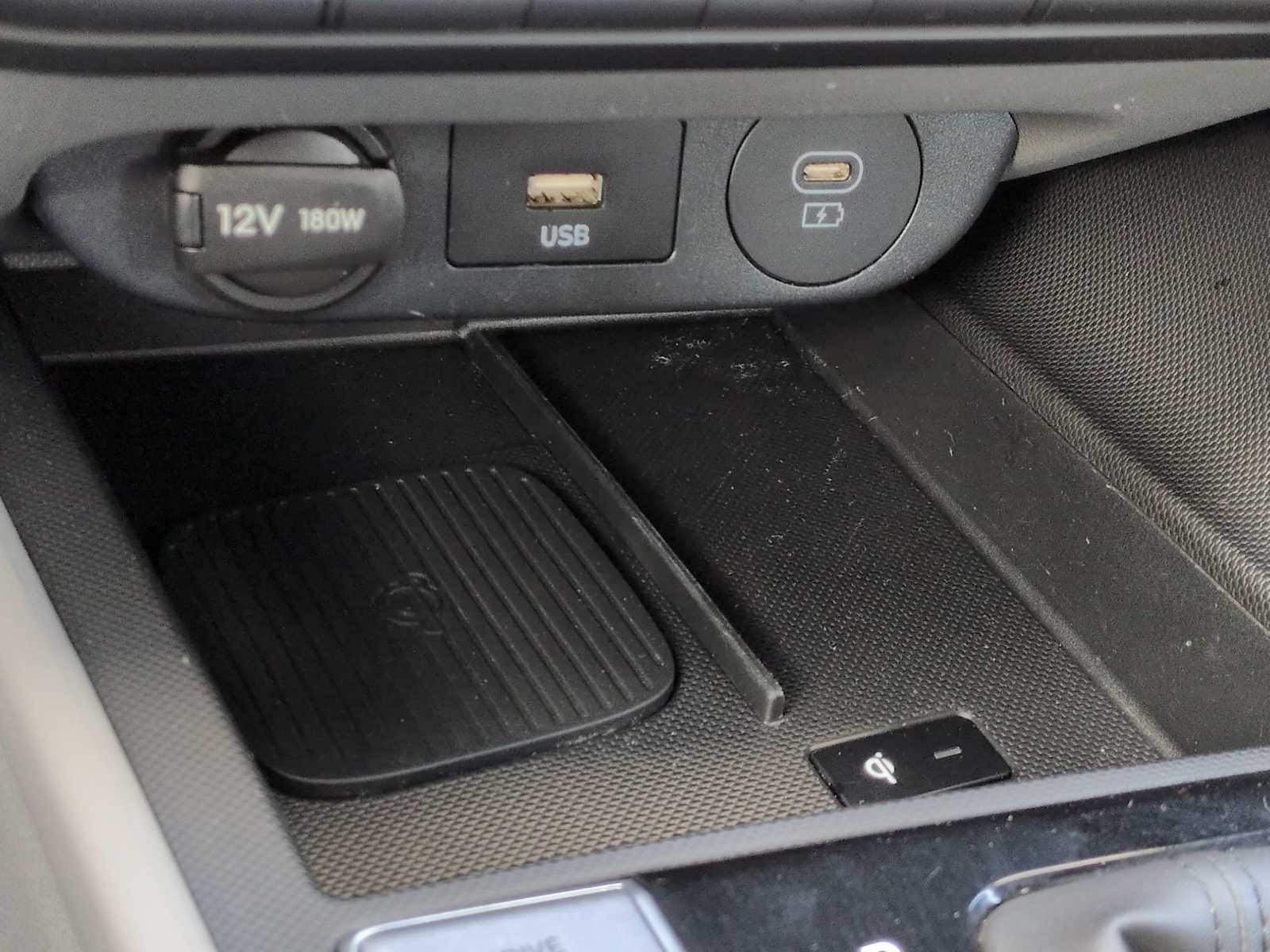 Thumbnail: 2025 Hyundai Elantra - 33