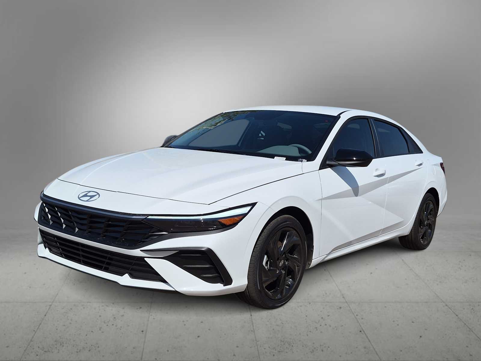 Thumbnail: 2026 Hyundai Elantra - 4