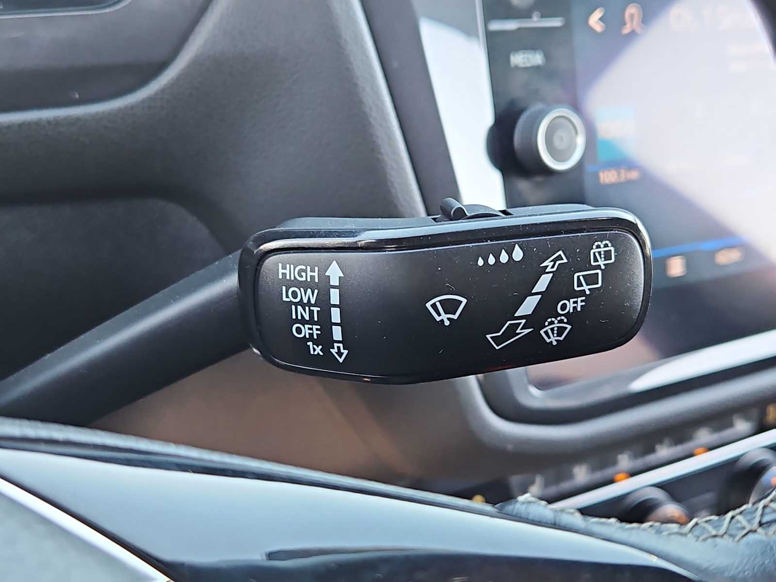 Thumbnail: 2021 Volkswagen Tiguan - 27