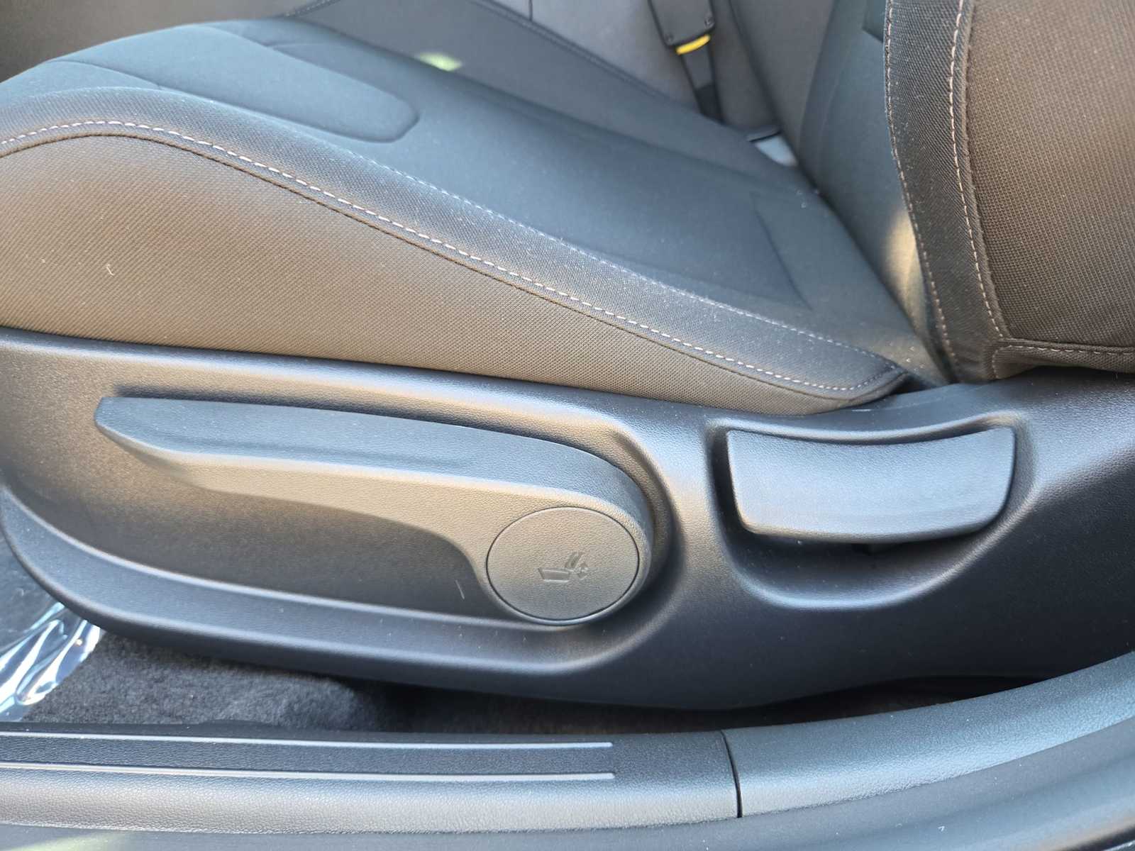 Thumbnail: 2026 Hyundai Elantra - 17