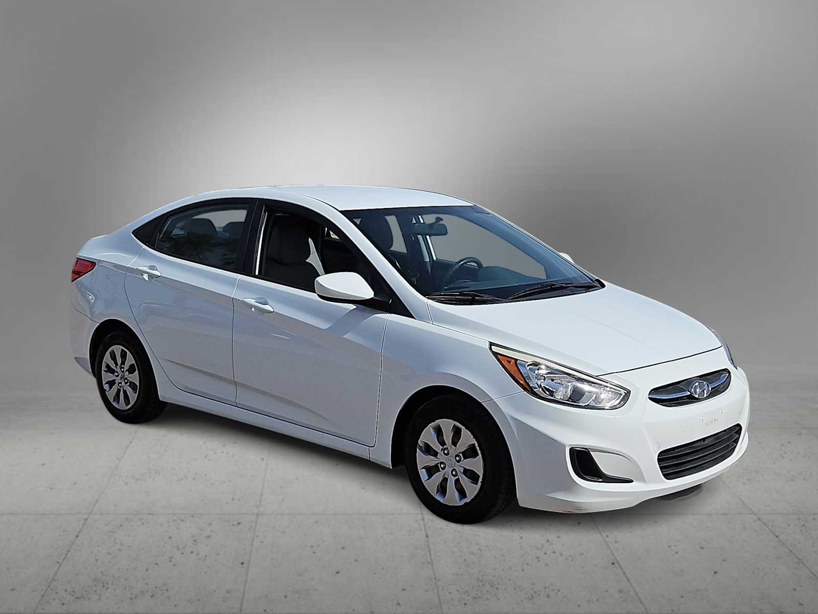 Thumbnail: 2016 Hyundai Accent - 2