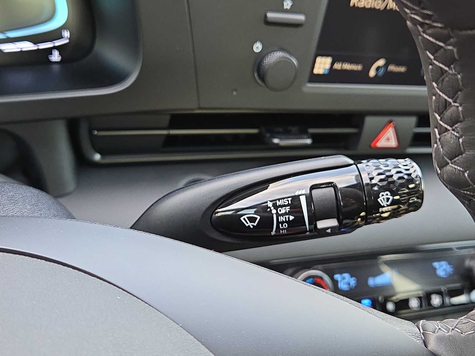 Thumbnail: 2025 Hyundai Elantra - 24