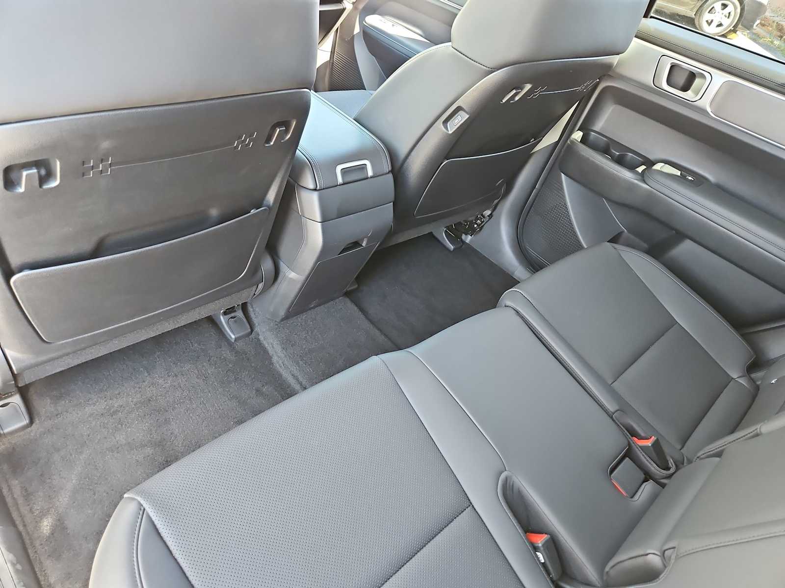 Thumbnail: 2026 Hyundai Santa Fe - 18