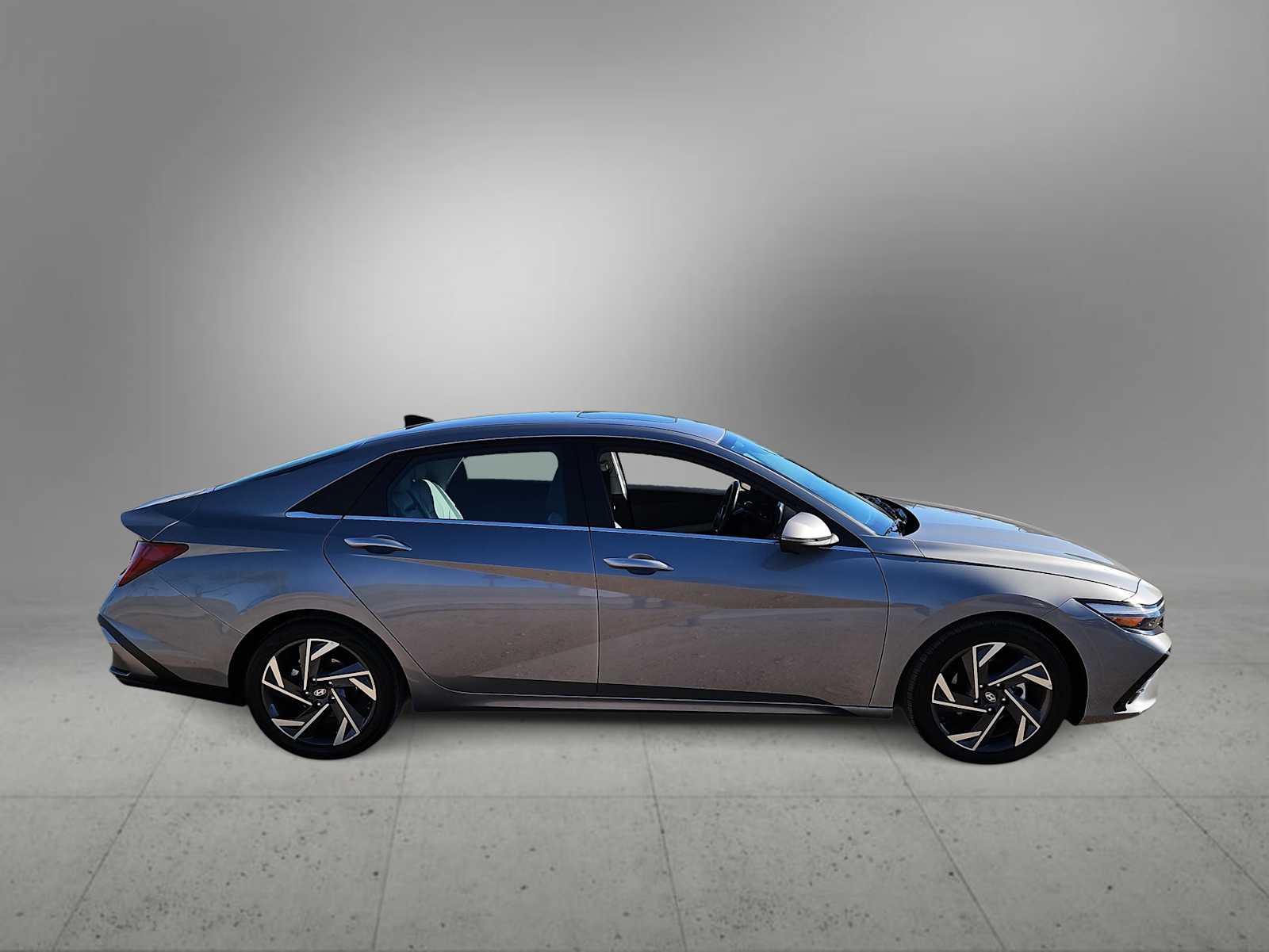 Thumbnail: 2024 Hyundai Elantra - 9