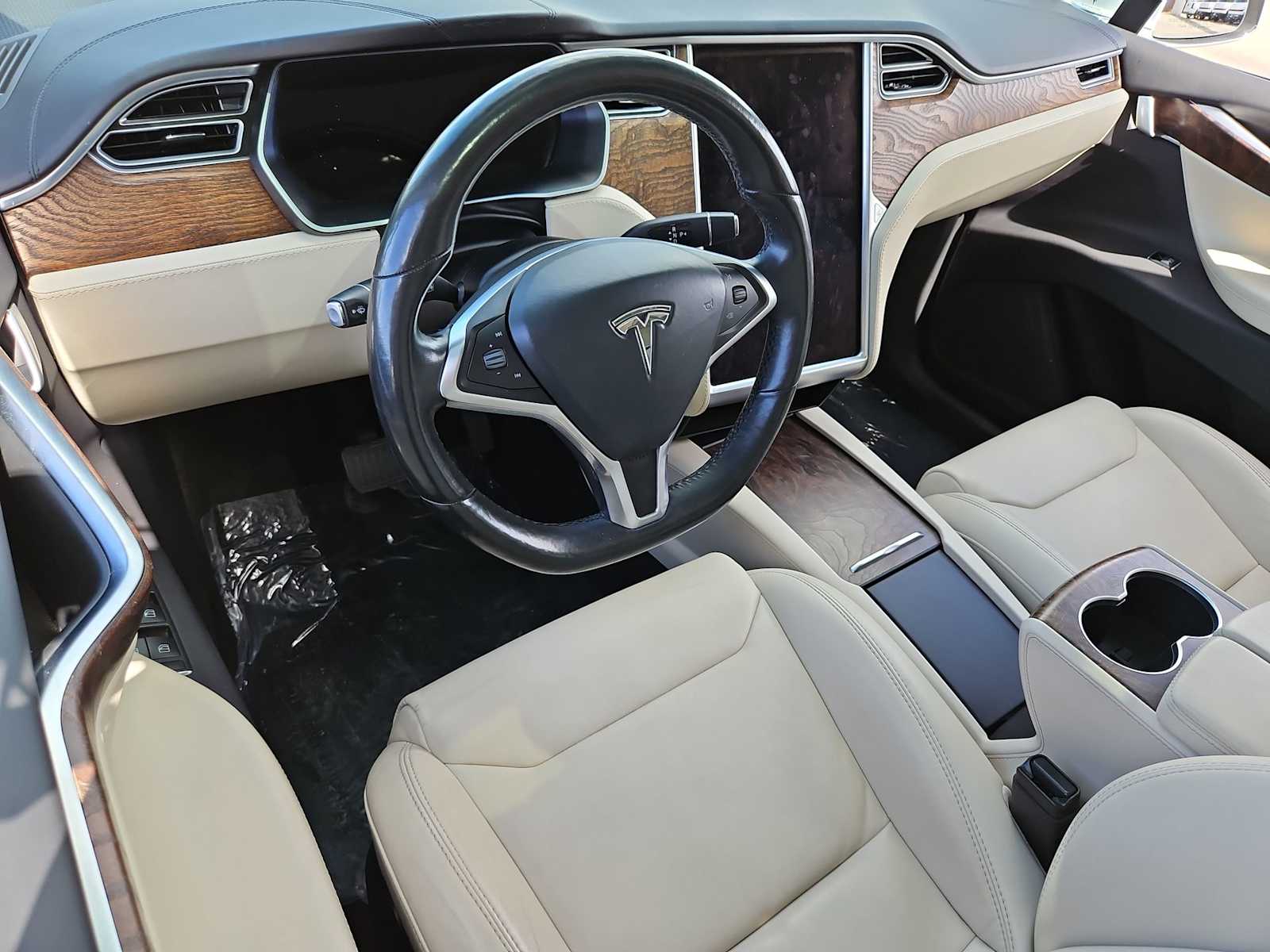 Thumbnail: 2018 Tesla Model X - 10