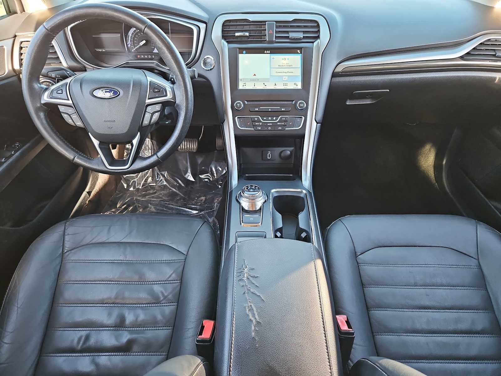 Thumbnail: 2017 Ford Fusion - 16