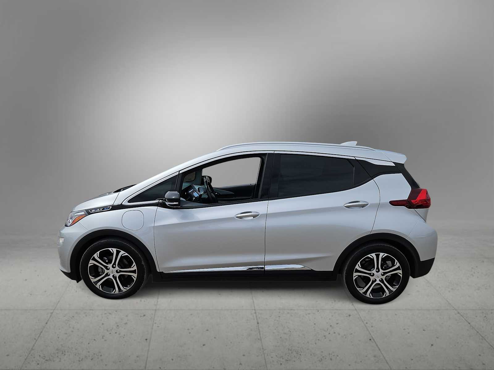 Thumbnail: 2020 Chevrolet Bolt EV - 5