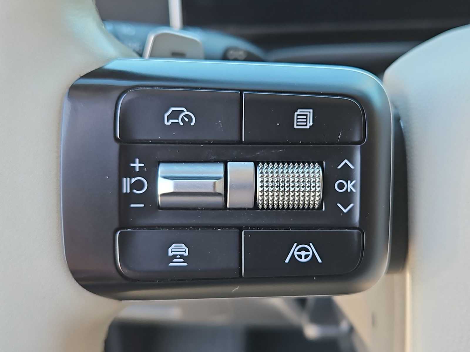 Thumbnail: 2024 Hyundai Santa Fe - 23