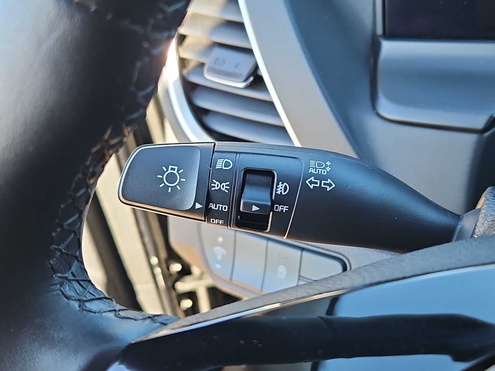 Thumbnail: 2024 Kia Seltos - 26