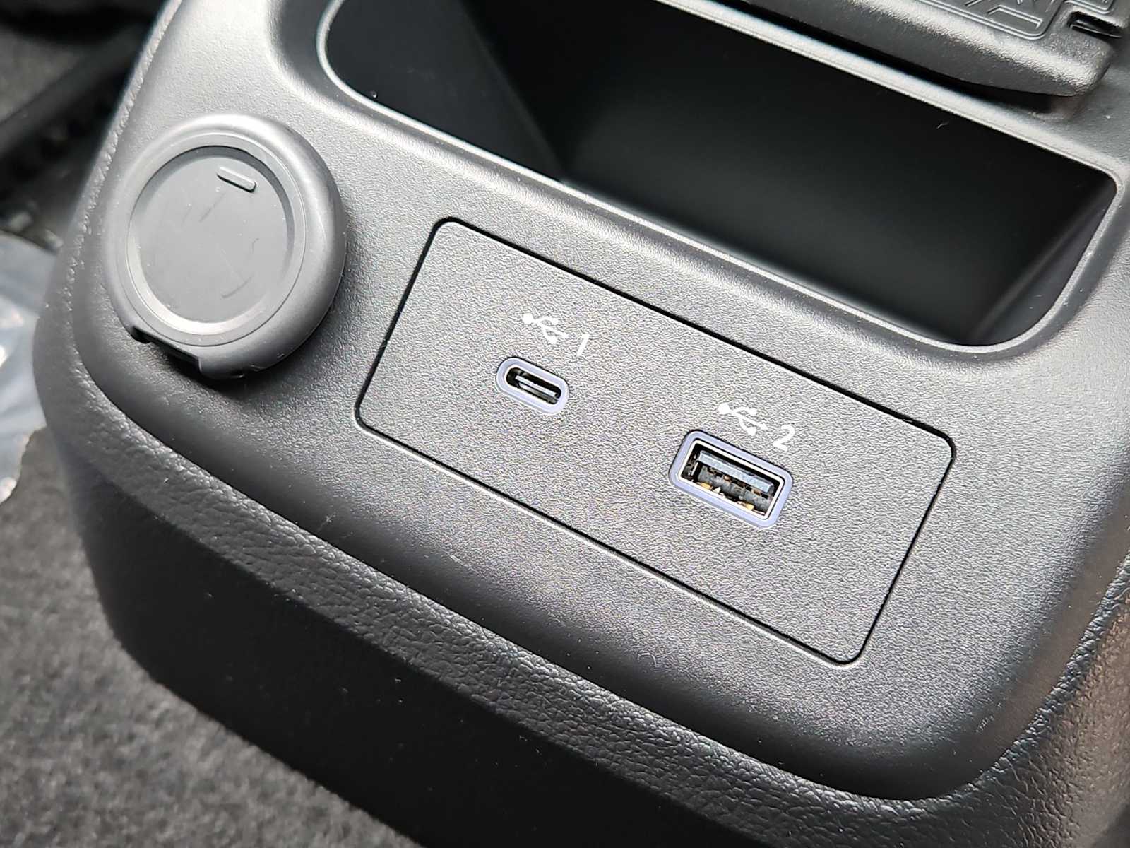 Thumbnail: 2023 Nissan Ariya - 33