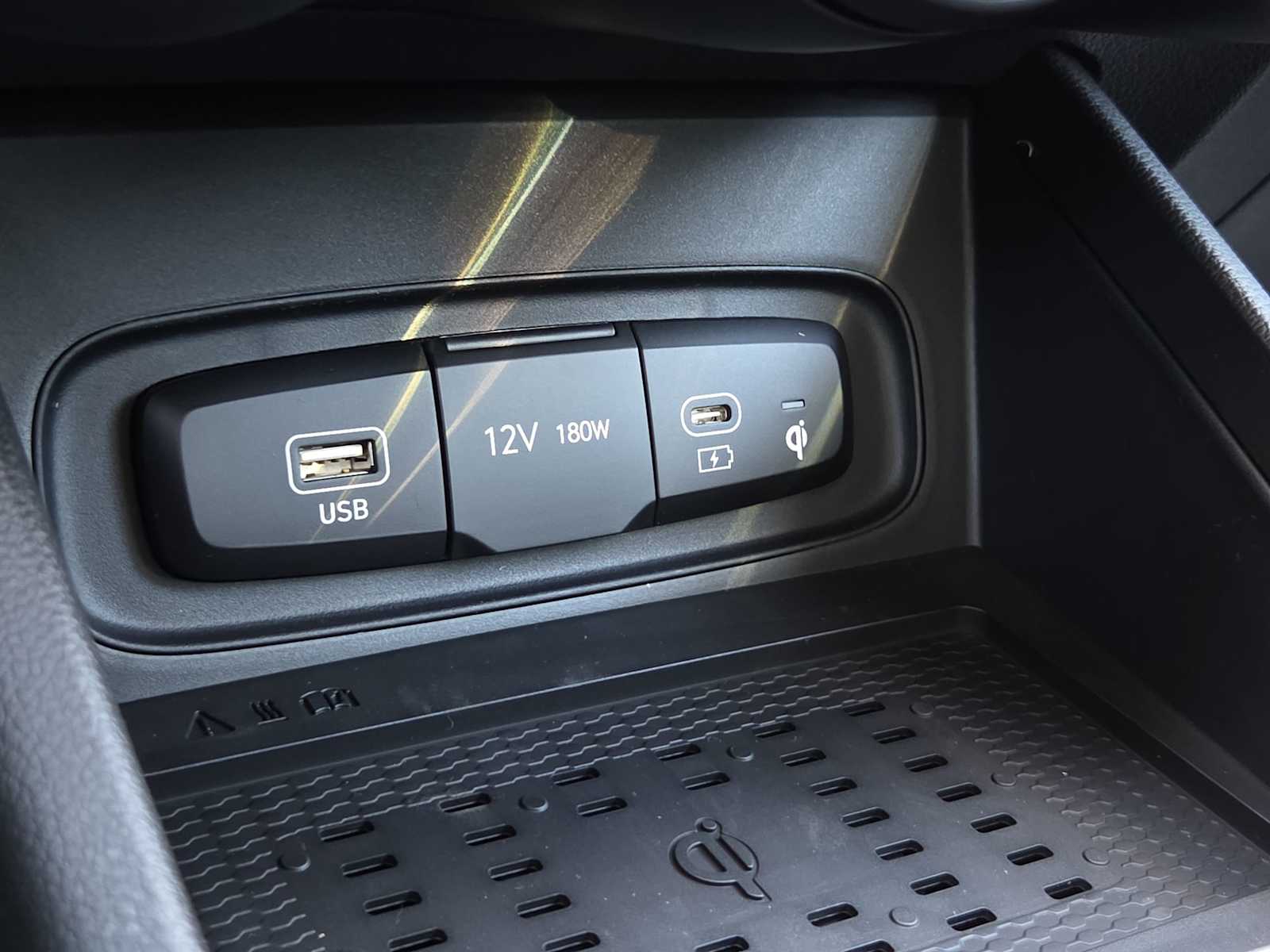 Thumbnail: 2026 Hyundai Venue - 32