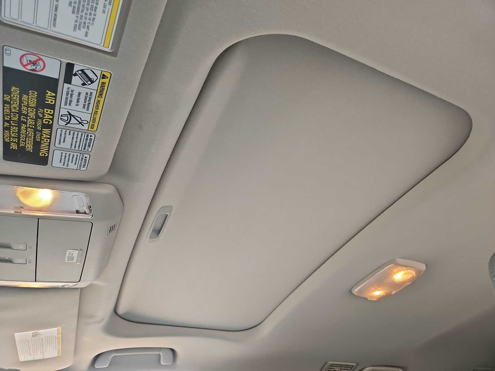 Thumbnail: 2016 Toyota Sequoia - 19