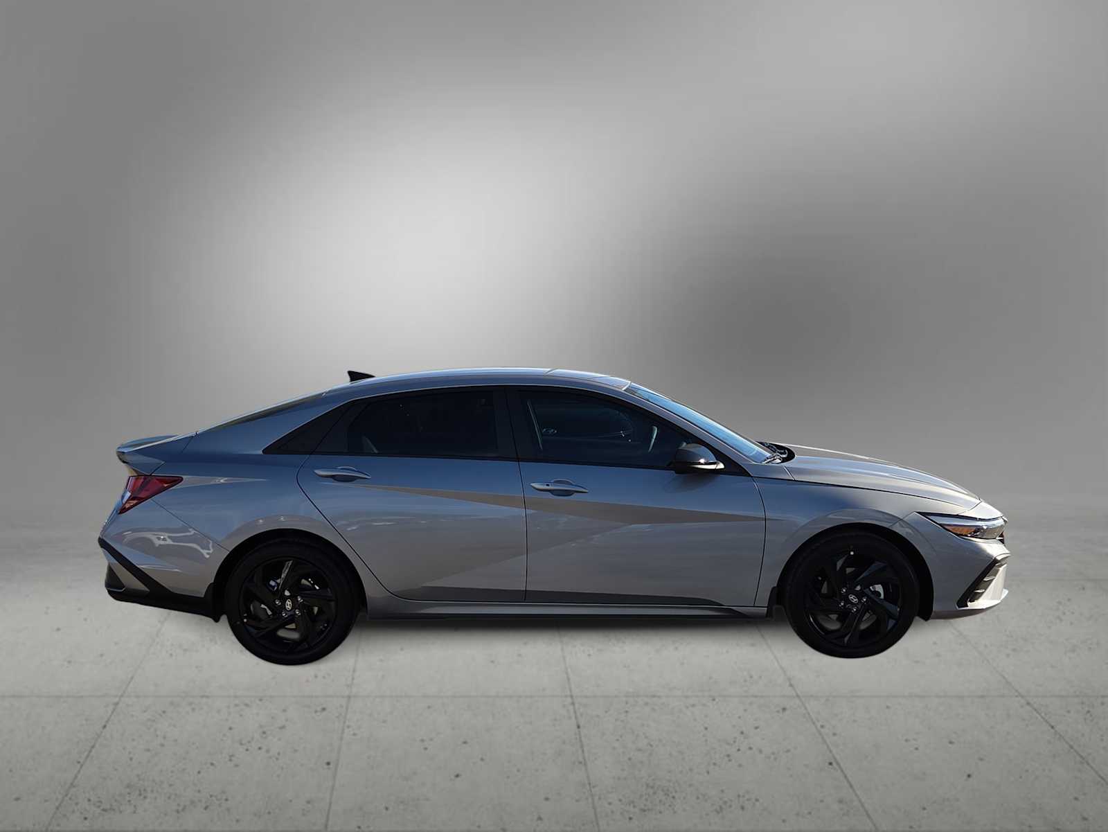 Thumbnail: 2026 Hyundai Elantra - 9