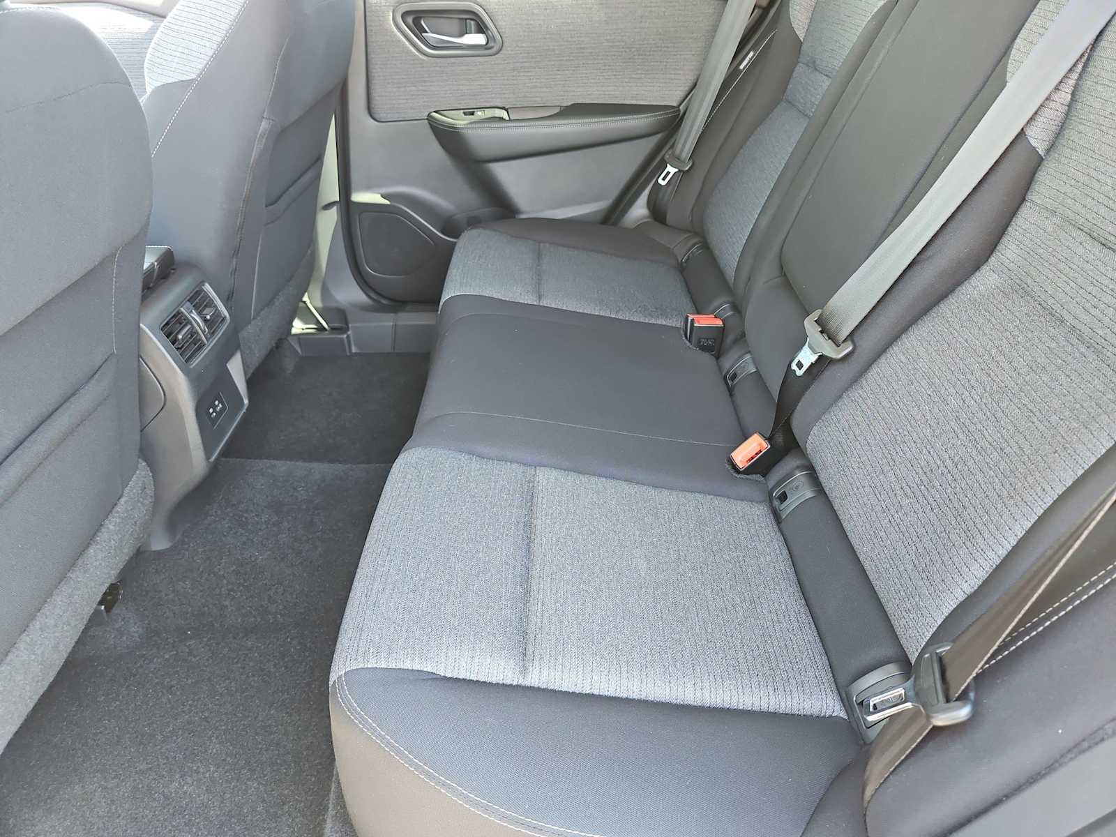 Thumbnail: 2022 Nissan Rogue - 19