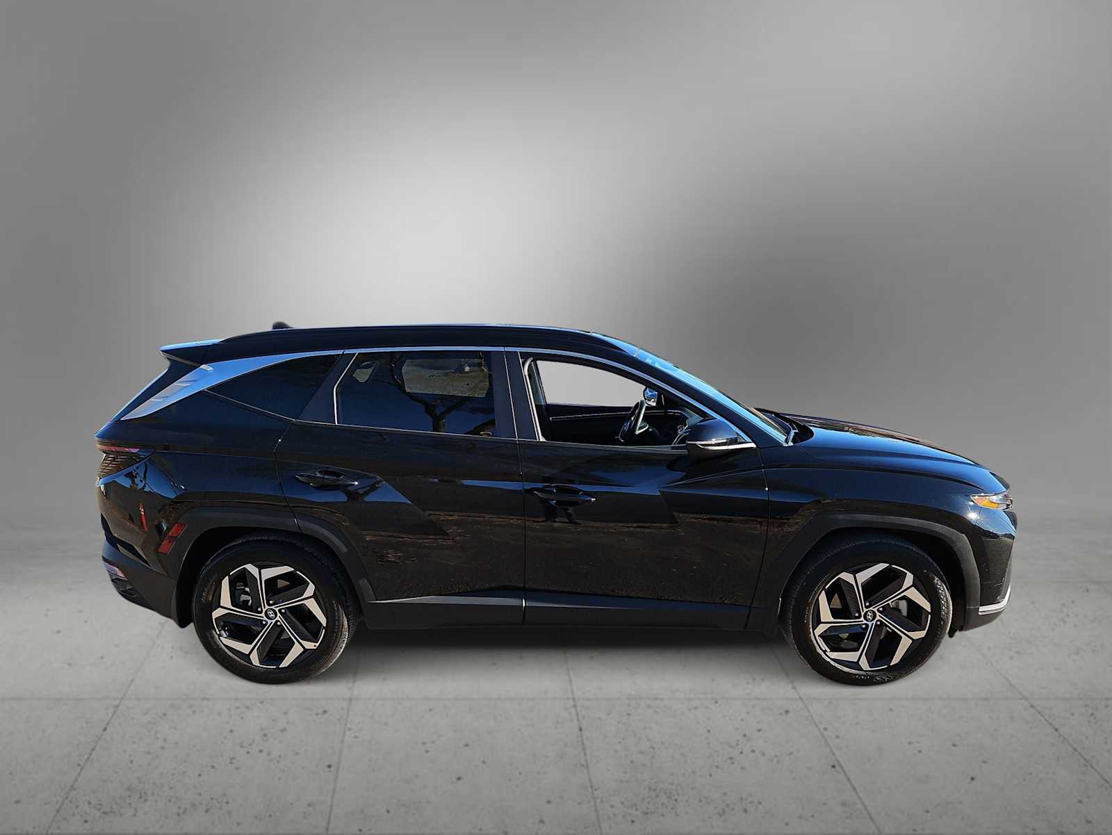 Thumbnail: 2023 Hyundai Tucson - 9