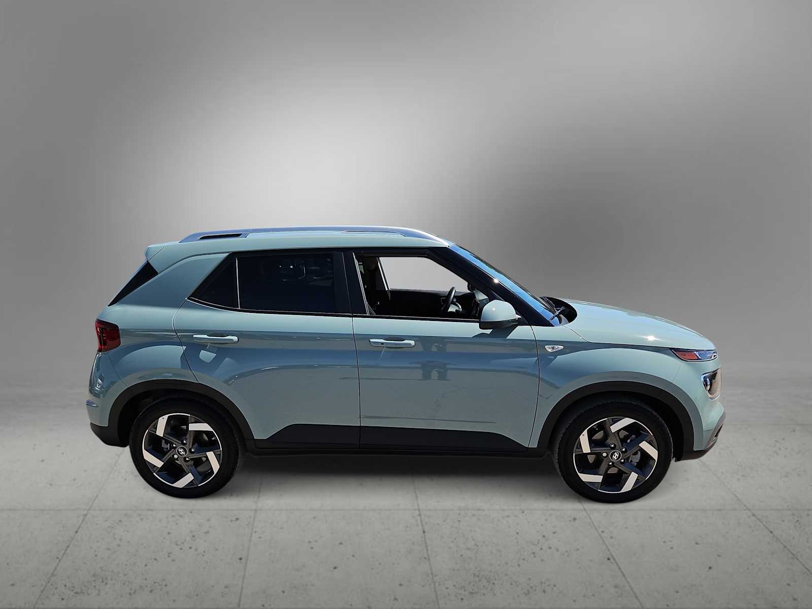 Thumbnail: 2026 Hyundai Venue - 9