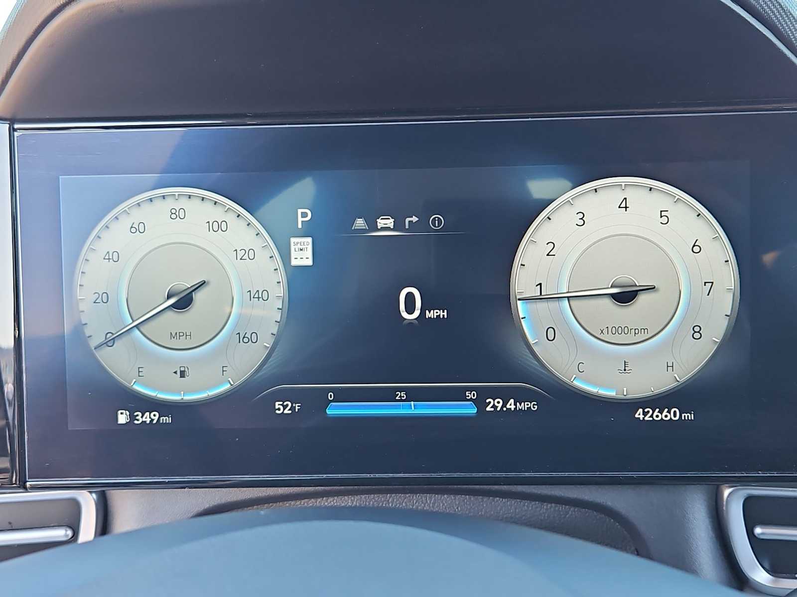 Thumbnail: 2024 Hyundai Elantra - 33