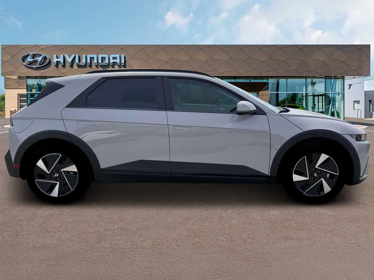 2025 Hyundai Ioniq 5 SEL 9