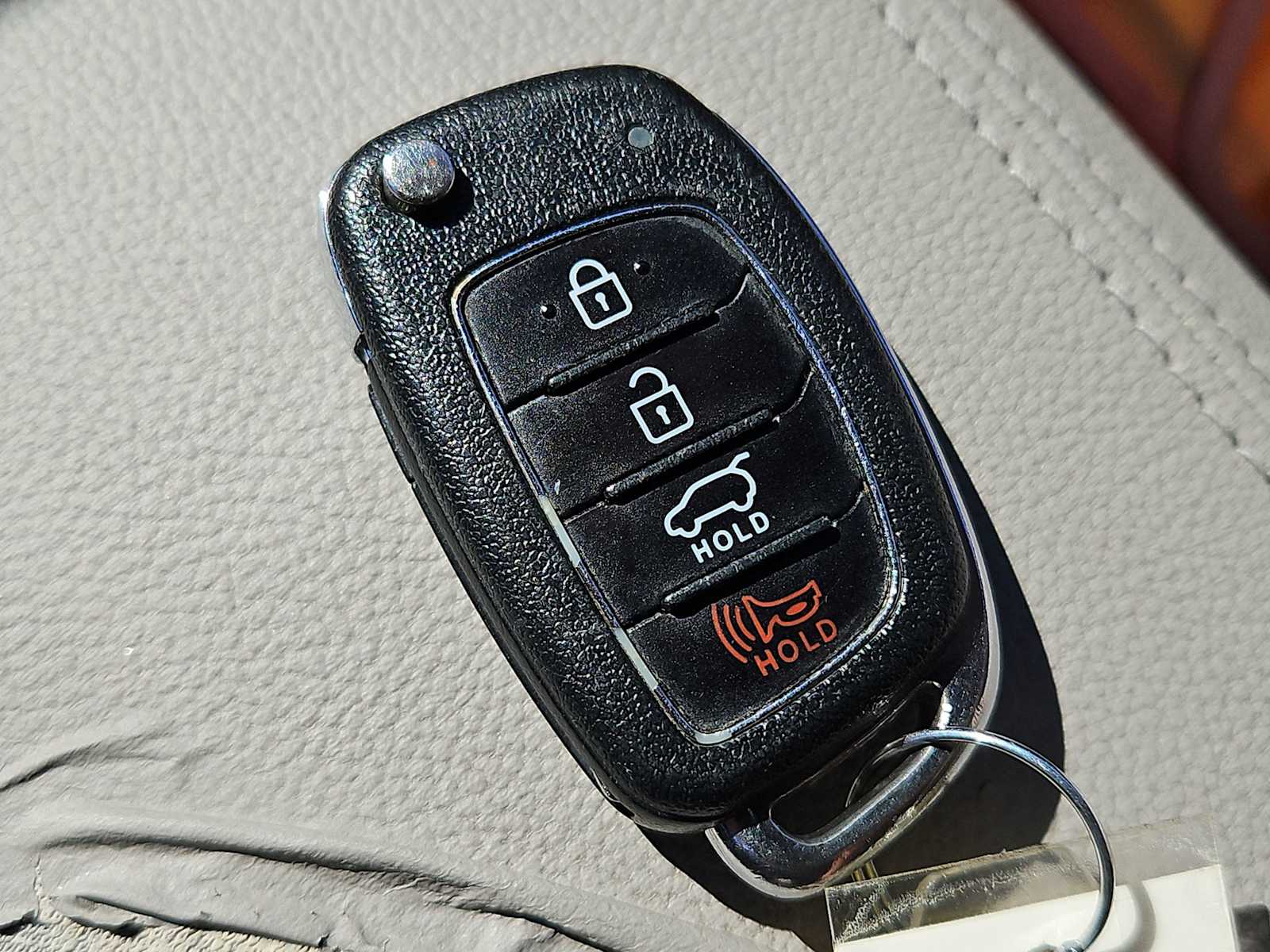 Thumbnail: 2016 Hyundai Tucson - 35