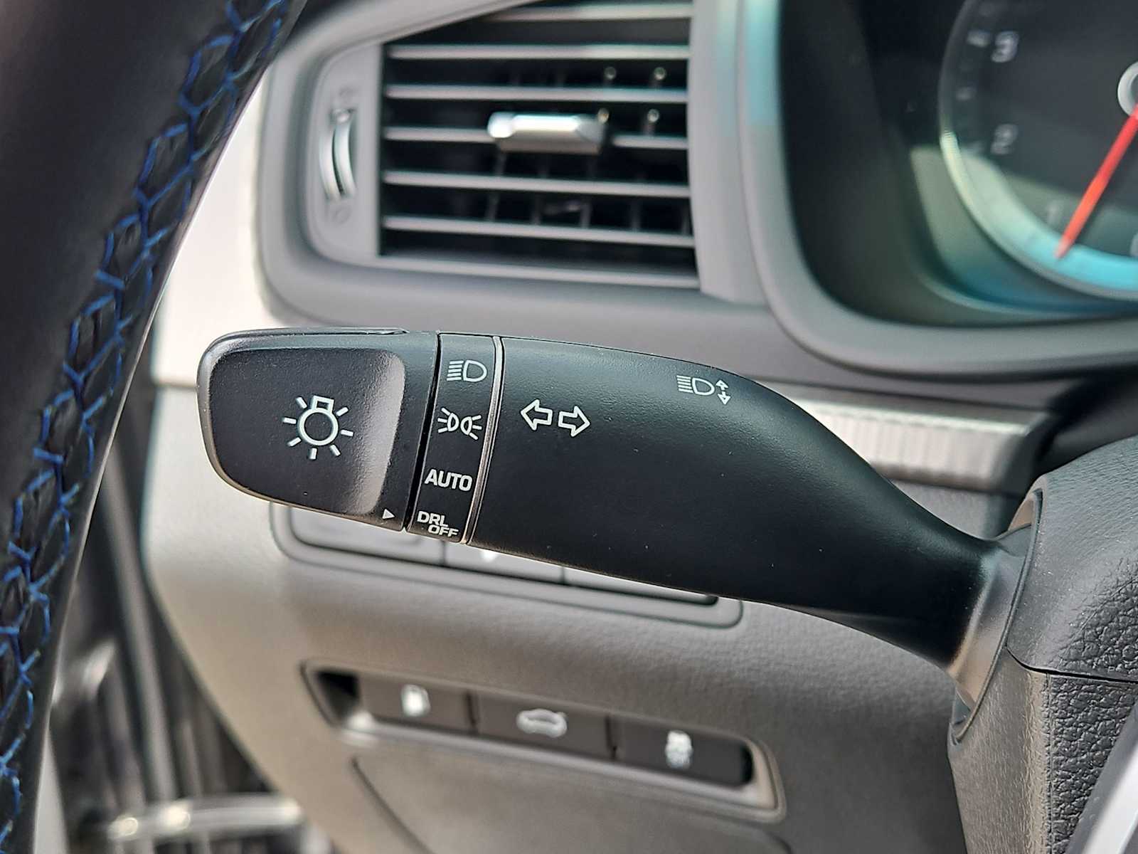 Thumbnail: 2018 Hyundai Sonata - 26