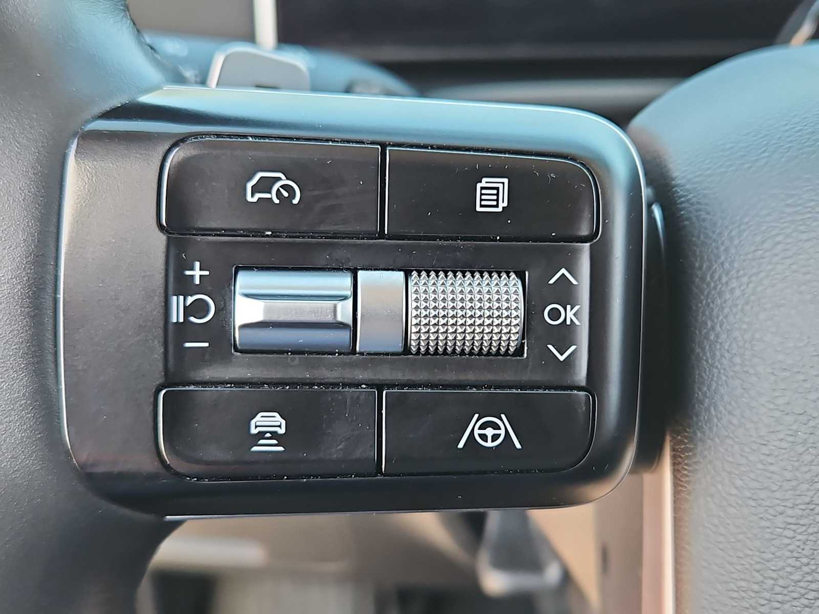 Thumbnail: 2025 Hyundai Santa Fe - 23