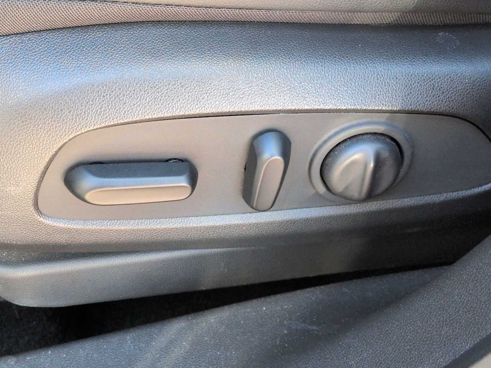 Thumbnail: 2021 Chevrolet TrailBlazer - 18