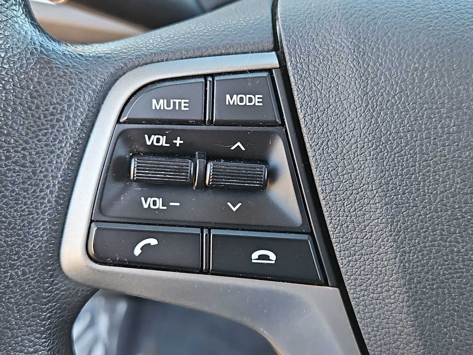 Thumbnail: 2020 Hyundai Accent - 23