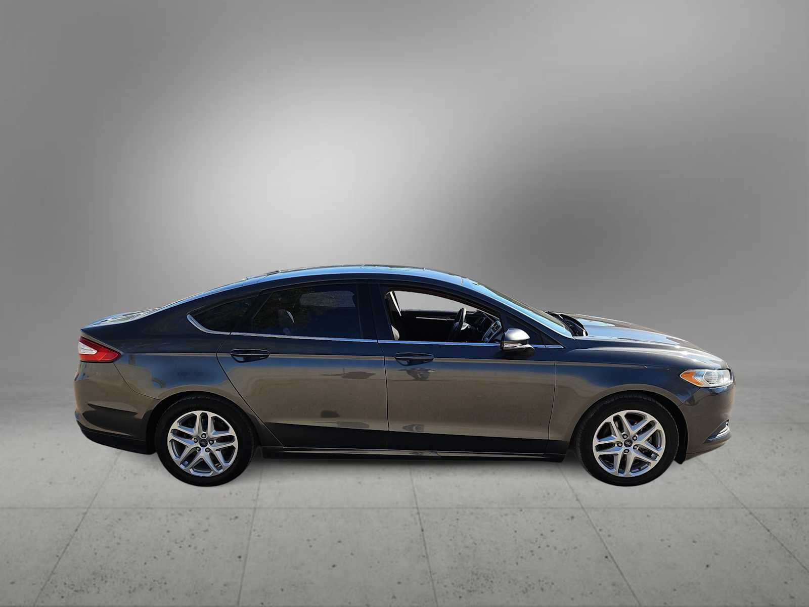 Thumbnail: 2016 Ford Fusion - 9