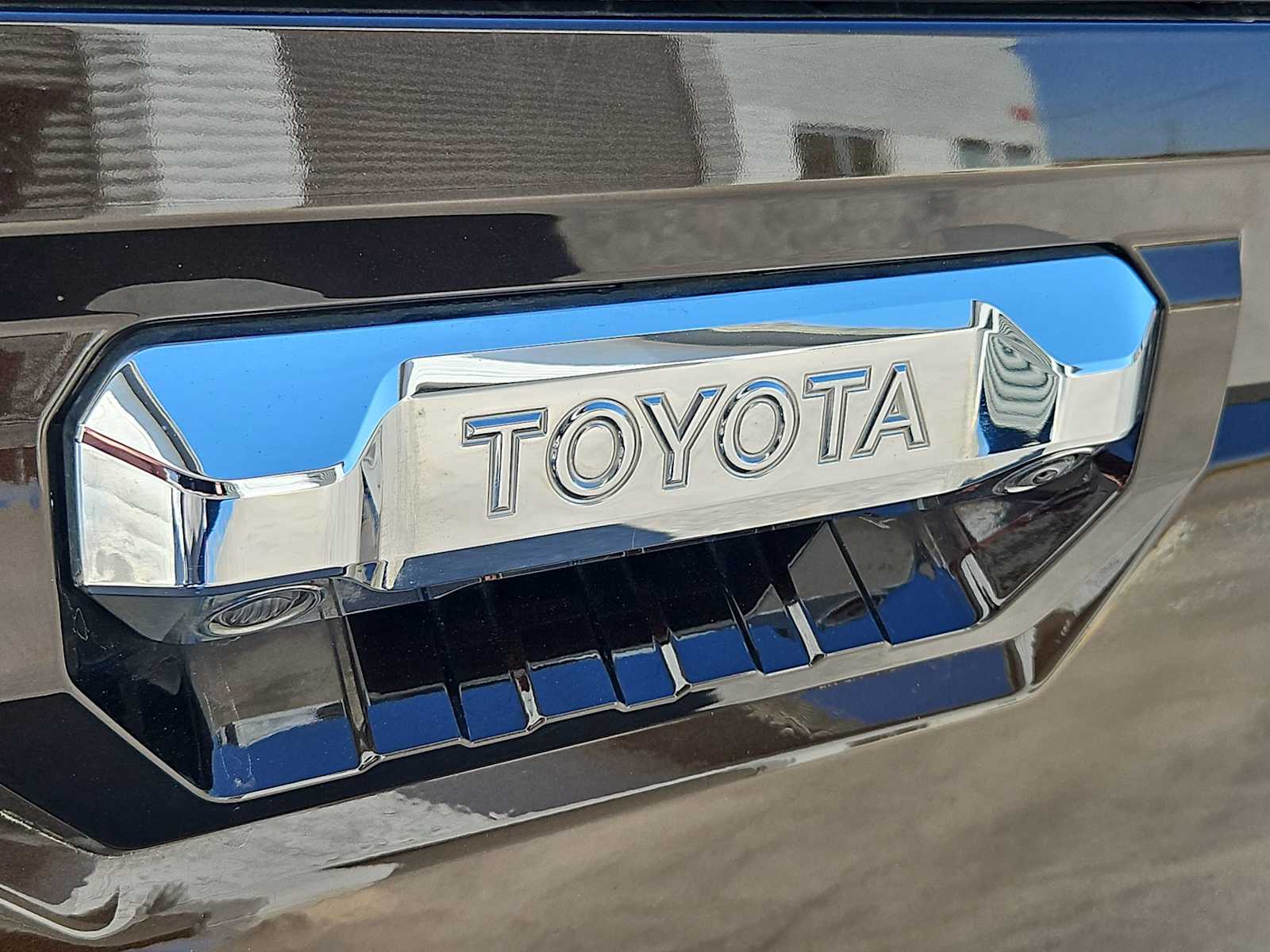 Thumbnail: 2022 Toyota Tundra - 11