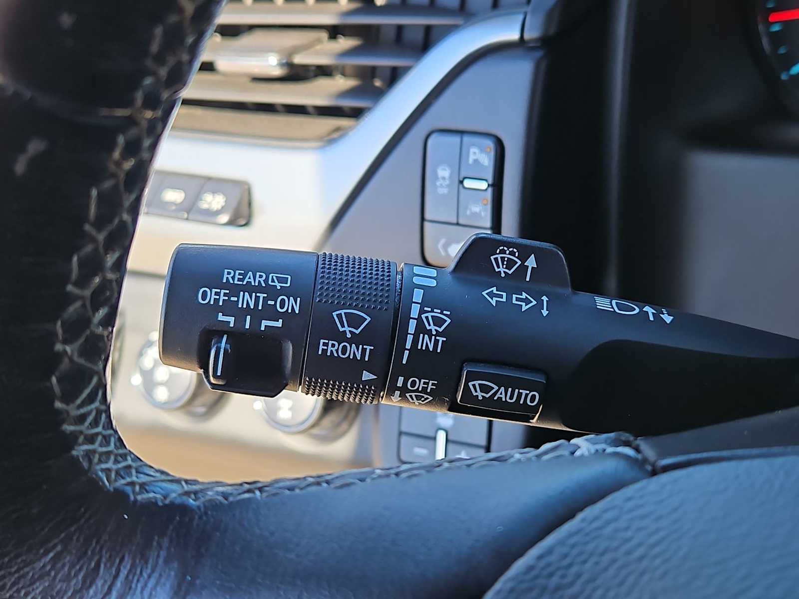 Thumbnail: 2019 Chevrolet Tahoe - 27