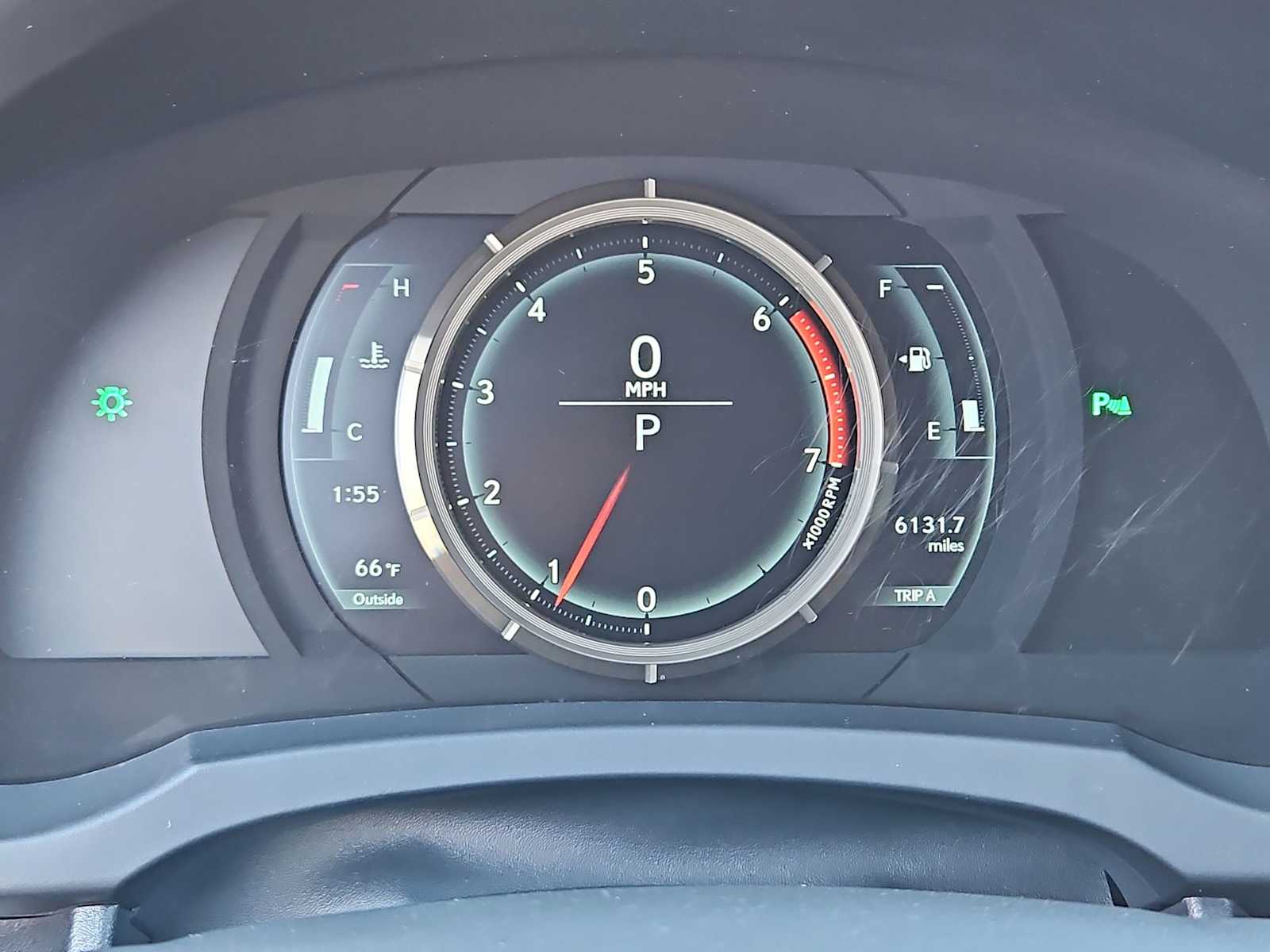 Thumbnail: 2019 Lexus IS - 33