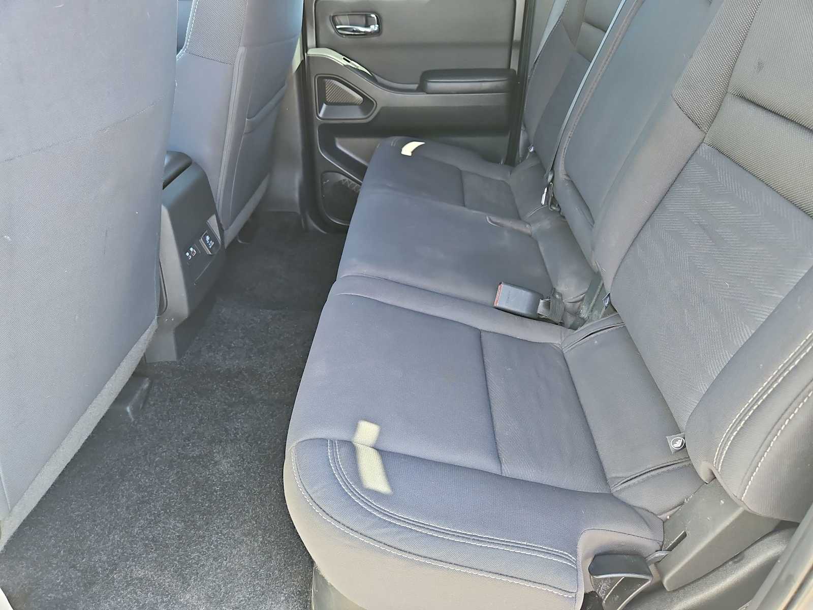 Thumbnail: 2024 Nissan Frontier - 20