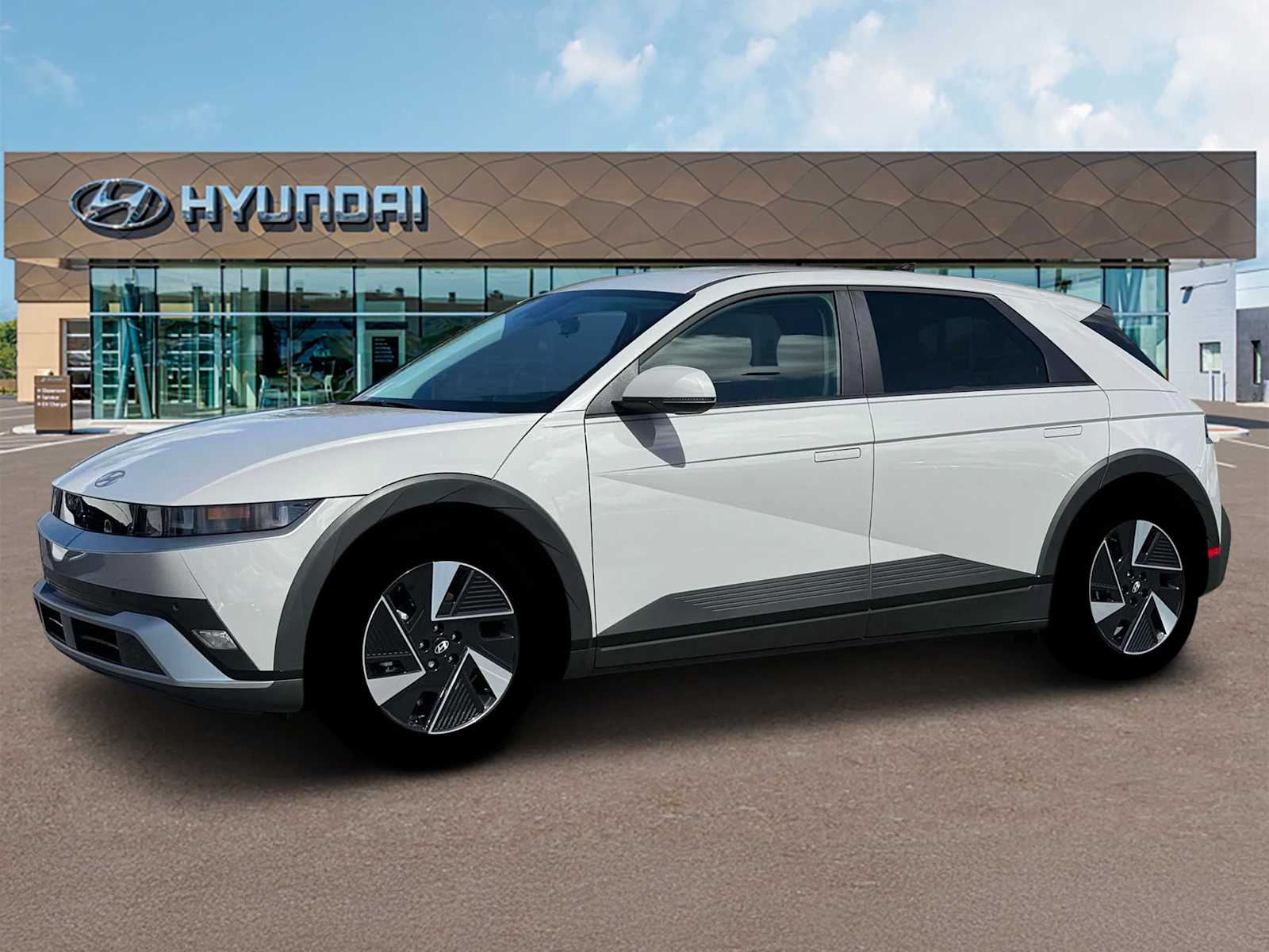 Thumbnail: 2026 Hyundai Ioniq 5 - 2