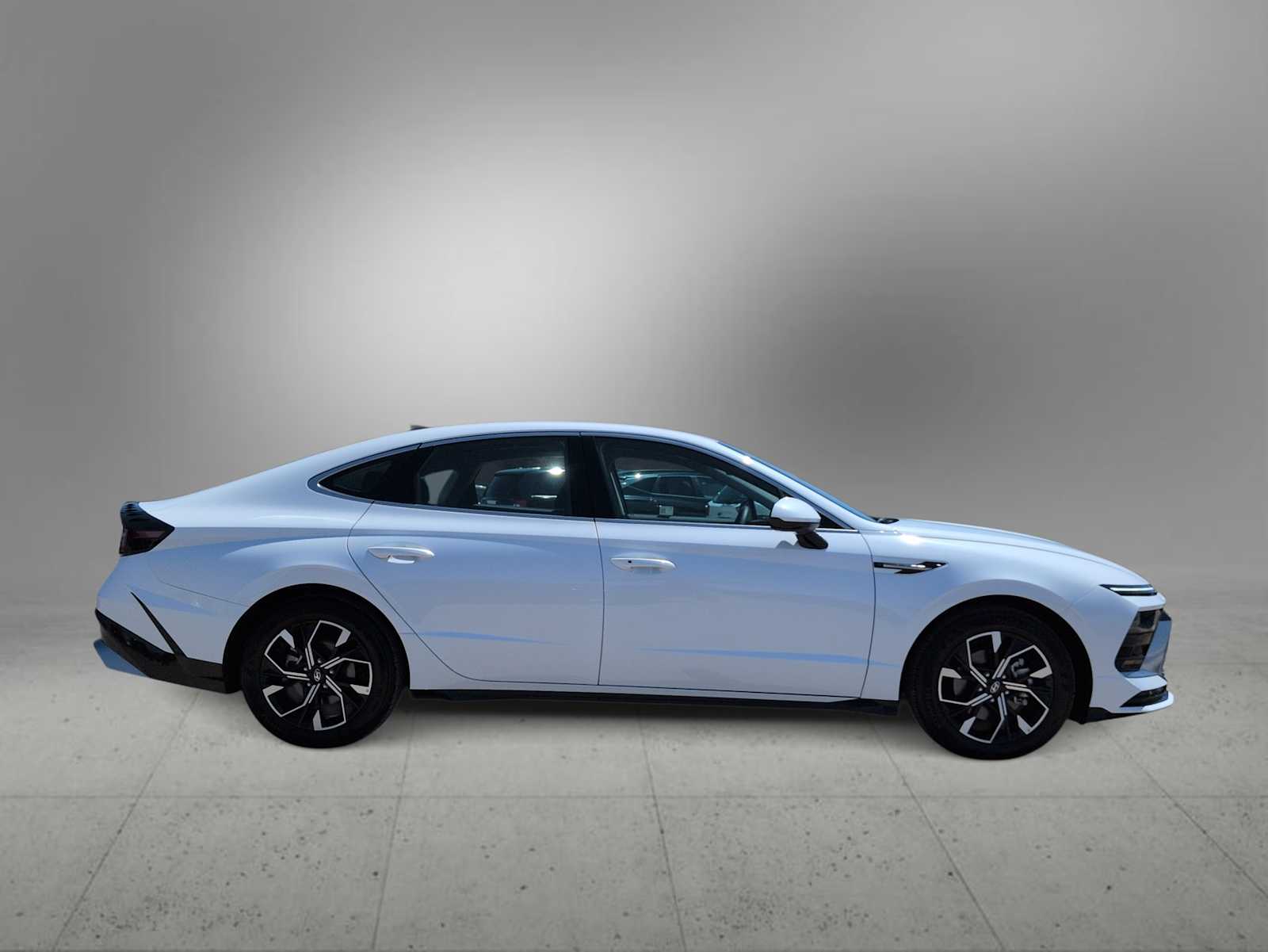 Thumbnail: 2025 Hyundai Sonata - 9