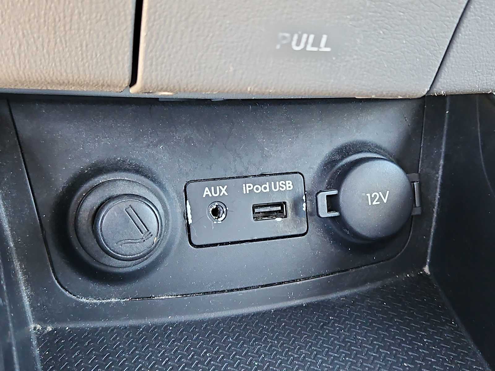 Thumbnail: 2010 Hyundai Elantra - 28