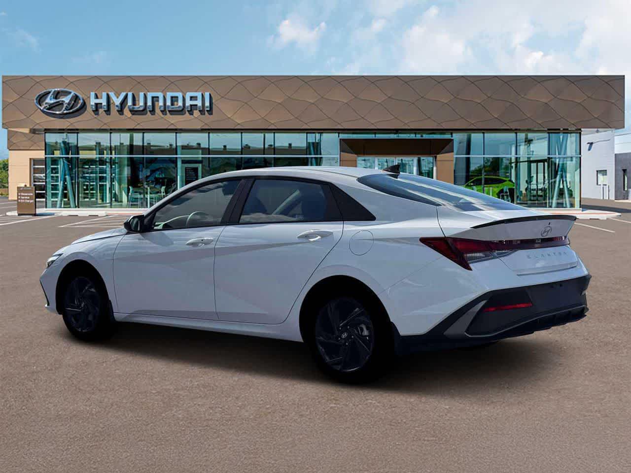 Thumbnail: 2026 Hyundai Elantra - 4