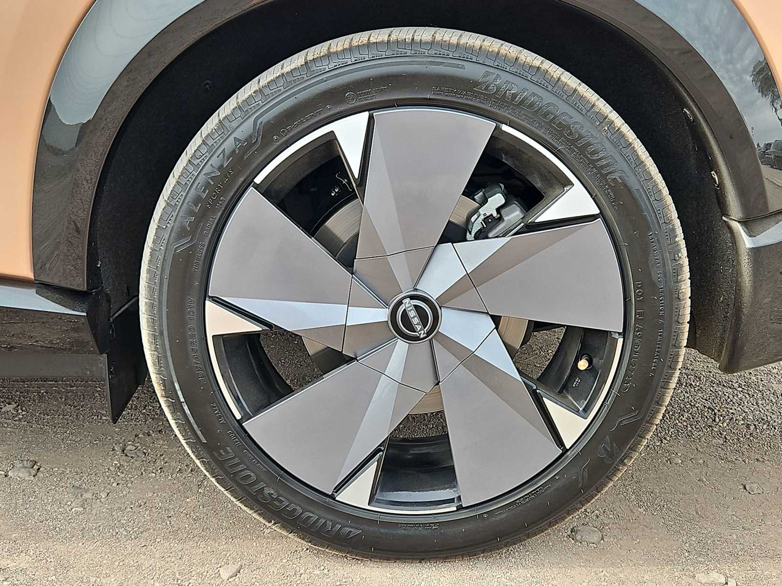 Thumbnail: 2023 Nissan Ariya - 14