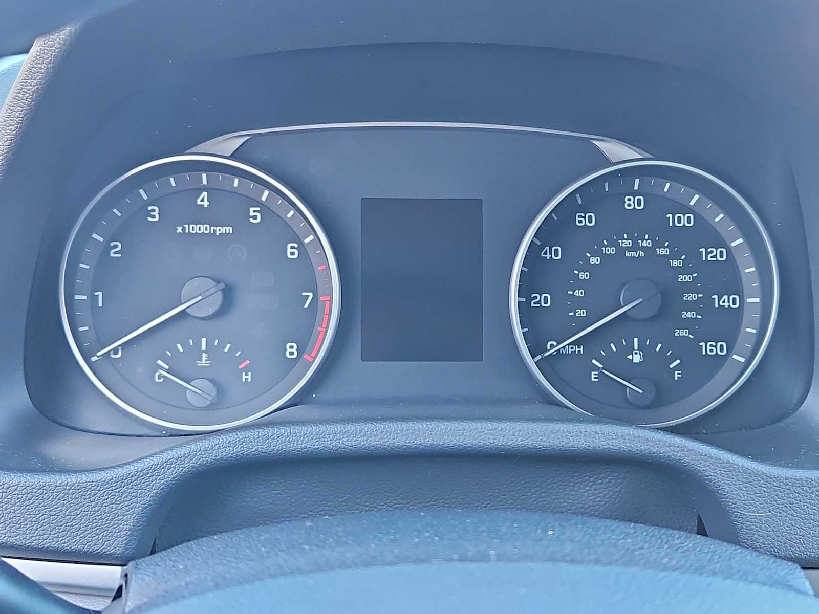 Thumbnail: 2017 Hyundai Elantra - 30