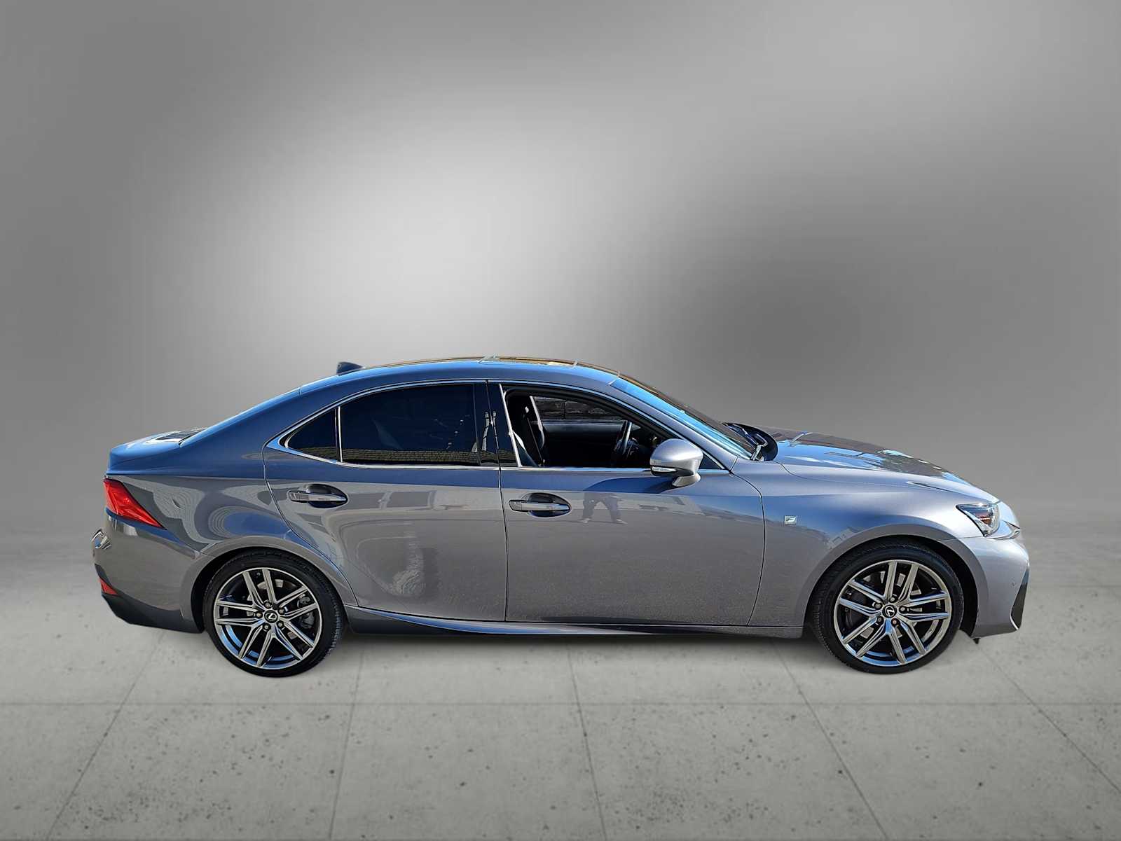 Thumbnail: 2019 Lexus IS - 9