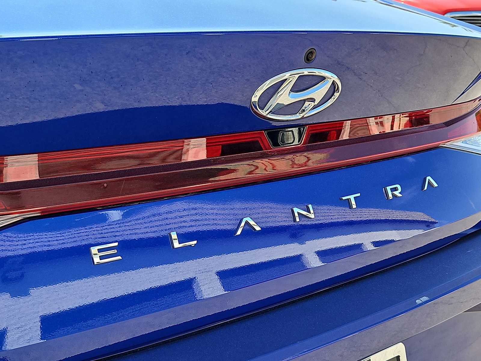 Thumbnail: 2022 Hyundai Elantra - 11