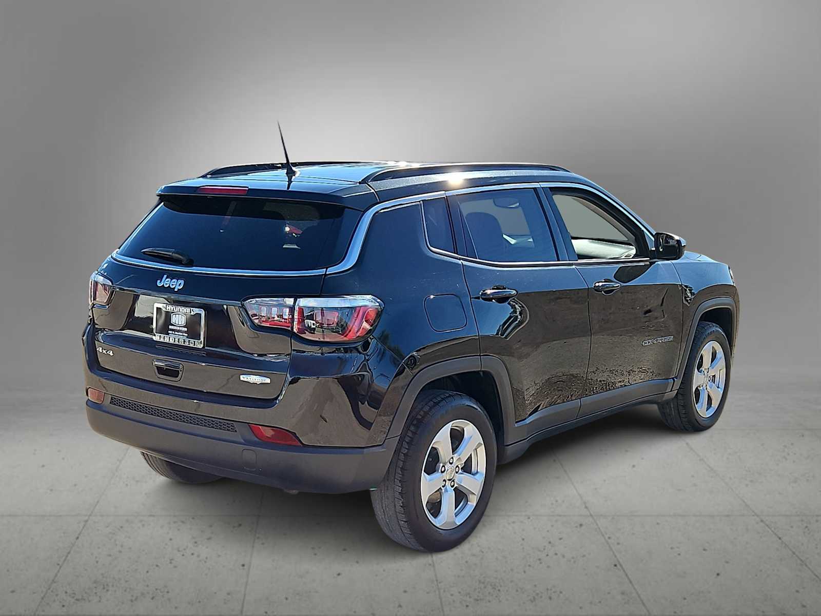 Thumbnail: 2018 Jeep Compass - 8