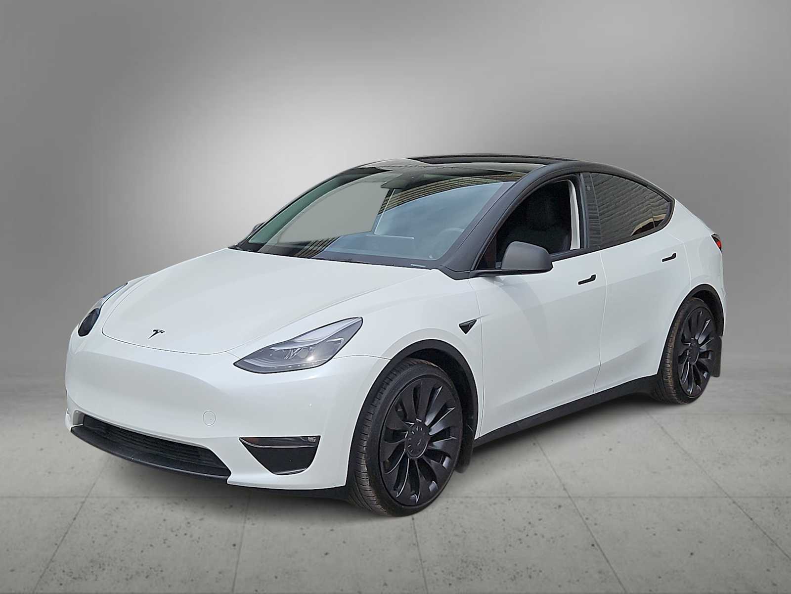 Thumbnail: 2023 Tesla Model Y - 4