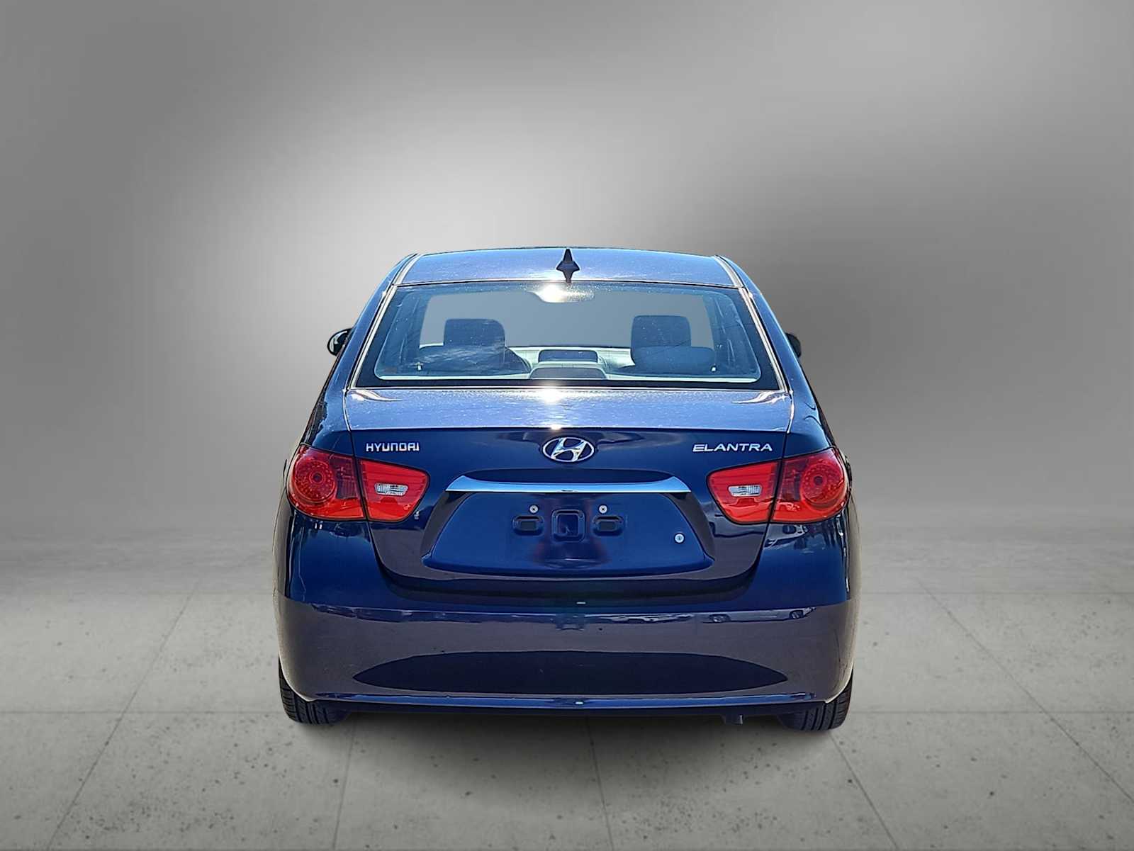Thumbnail: 2010 Hyundai Elantra - 7