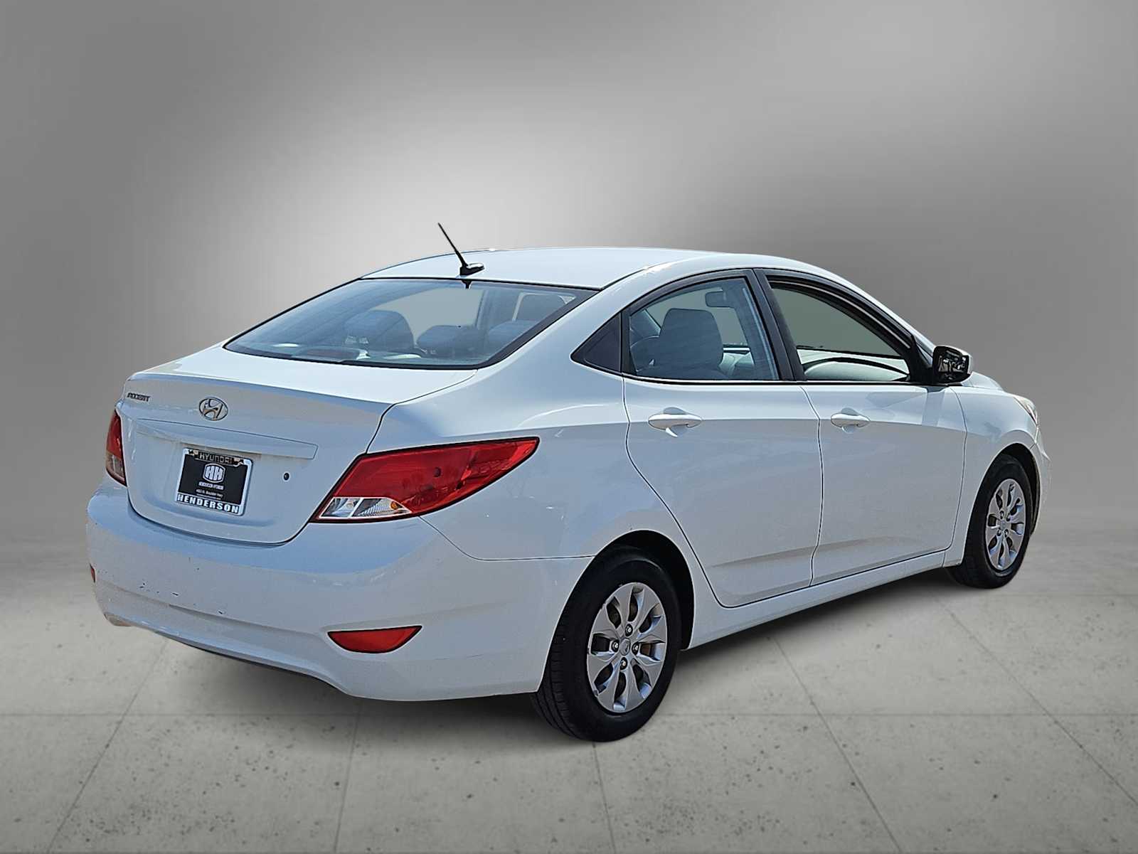 Thumbnail: 2016 Hyundai Accent - 8