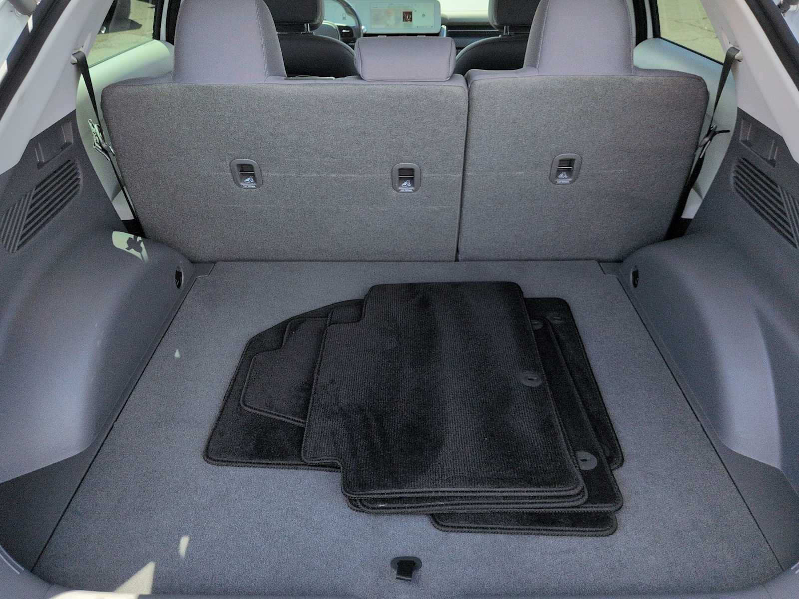 Thumbnail: 2024 Hyundai Ioniq 5 - 34