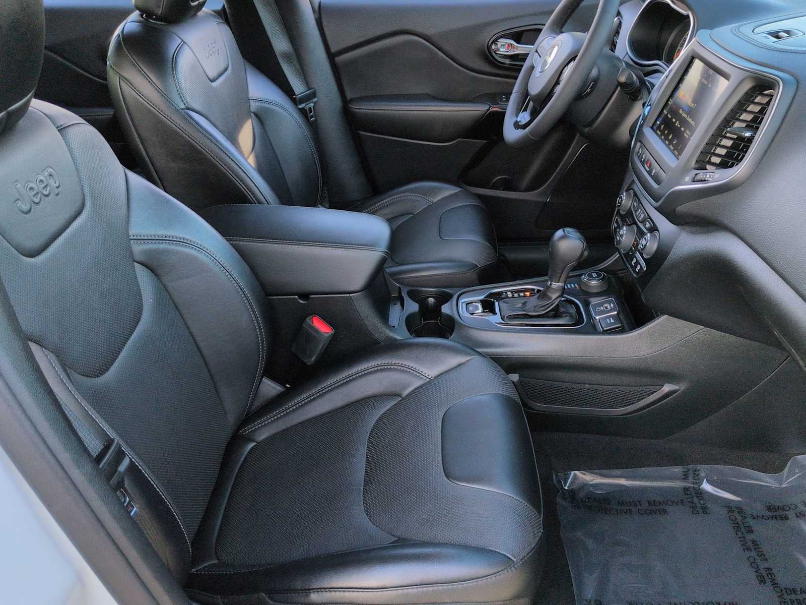 Thumbnail: 2023 Jeep Cherokee - 22