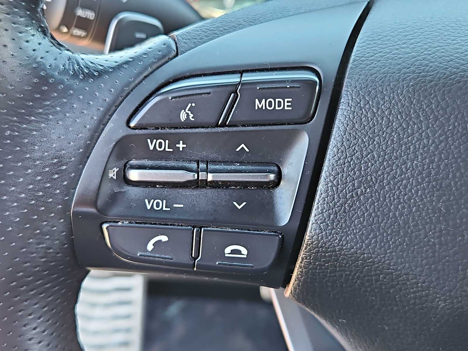 Thumbnail: 2019 Hyundai Veloster - 21