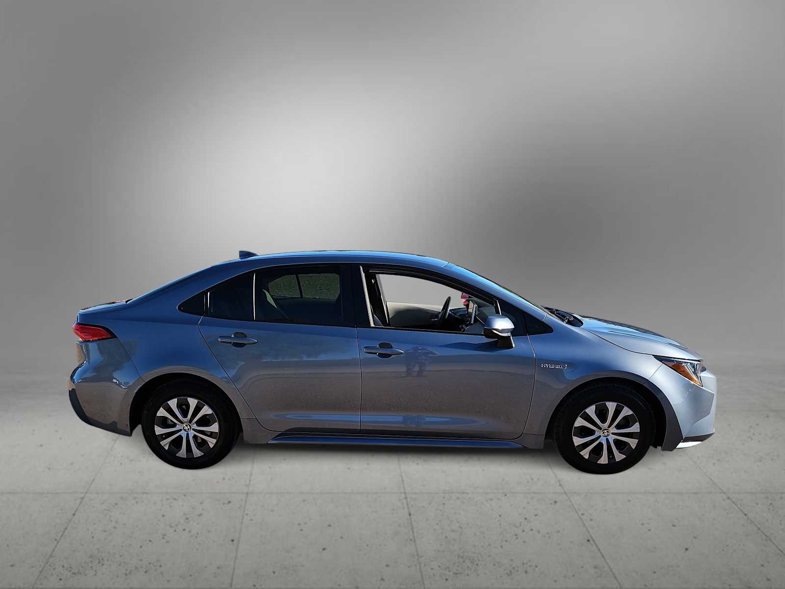 Thumbnail: 2021 Toyota Corolla - 9