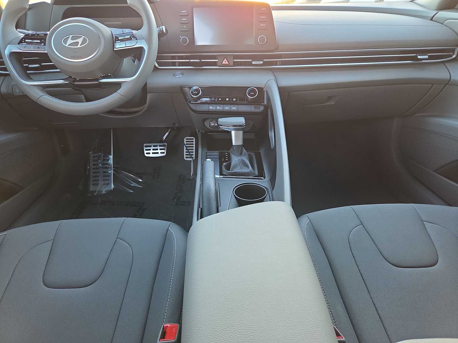 Thumbnail: 2026 Hyundai Elantra - 27